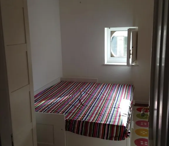 アパート Casa Luthi